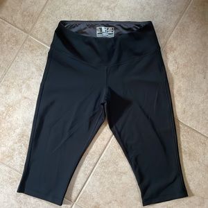 New Balance Lightning Dry Capri